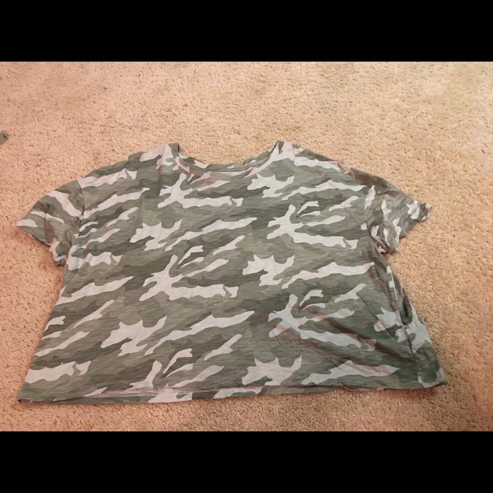 Old navy crop tee